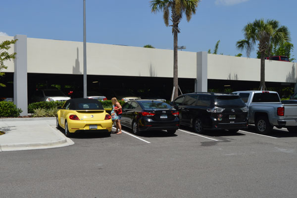 Parking at the Cabana Bay Resort in Orlando 600