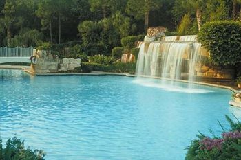 Bedroom Suites In Orlando | Water Park Hotels Orlando