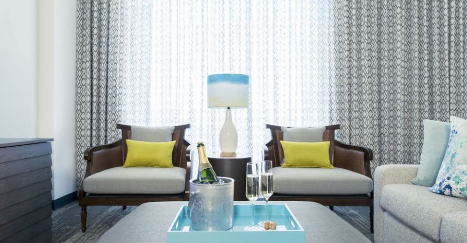 Loews Sapphire Falls Resort at Universal Orlando Sapphire Suite Living Space