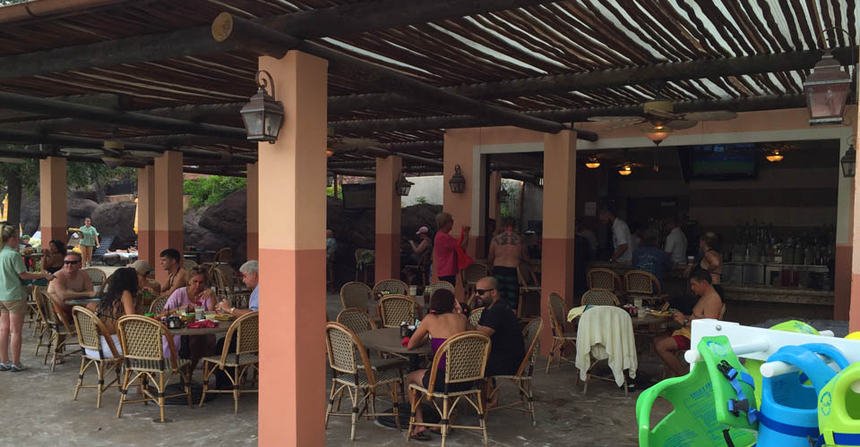 Splendido Bar & Grill at the Portofino Bay Resort in Orlando 960