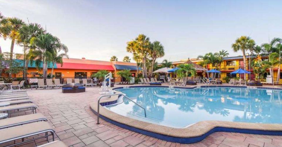 Outdoor Pool area at the Coco Key Resort in Orlando 960