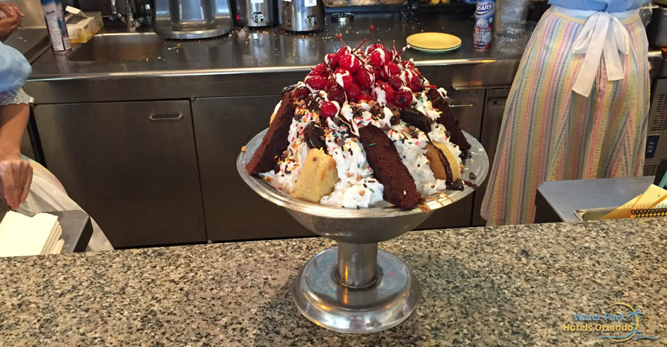 The Kitchen Sink Ice Cream Sundae at Beaches and Cream at the Disney Beach Club Resort 960