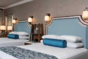 Bedding in the Standard Room Disney Beach Club Resort 600