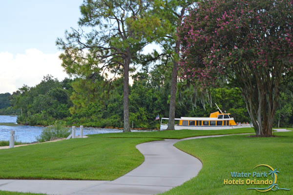 Jogging Path by the Bay Lake at the Contemporary Resort in Disney World 600