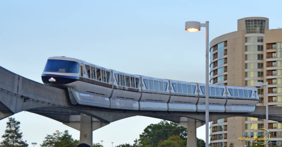 Monorail heading to the Magic Kingdom from Contemporary Resort in Disney World 960