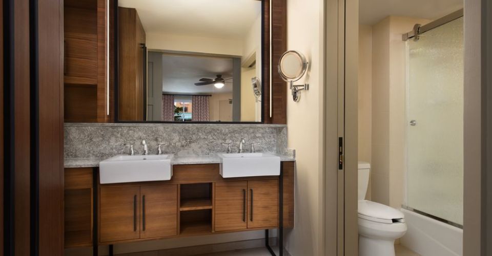 Double sink in the bathroom of a Standard Room at the Disney Coronado Springs Resort 960