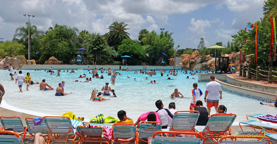 Can You Go In A Wave Pool While Pregnant? 