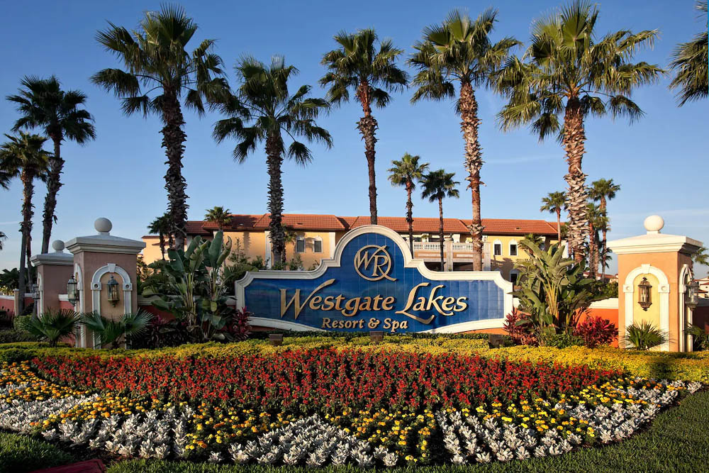 Entrance to the Westgate Lakes Resort