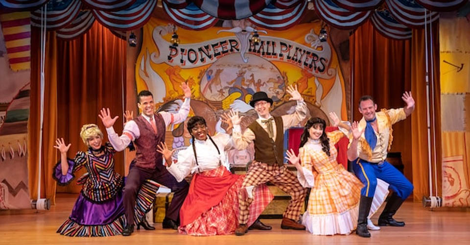 The Pioneer Players at the Hoop-Dee-Doo Musical Revue on Stage at Disney Fort Wilderness Campground 960