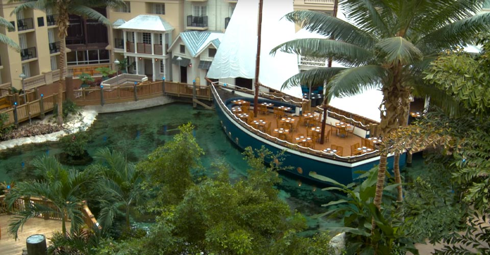 Sailboat in the Atrium for Dining at the Gaylord Palms 960