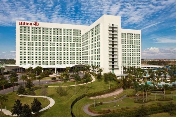 Outdoor View of the Hilton Orlando 600