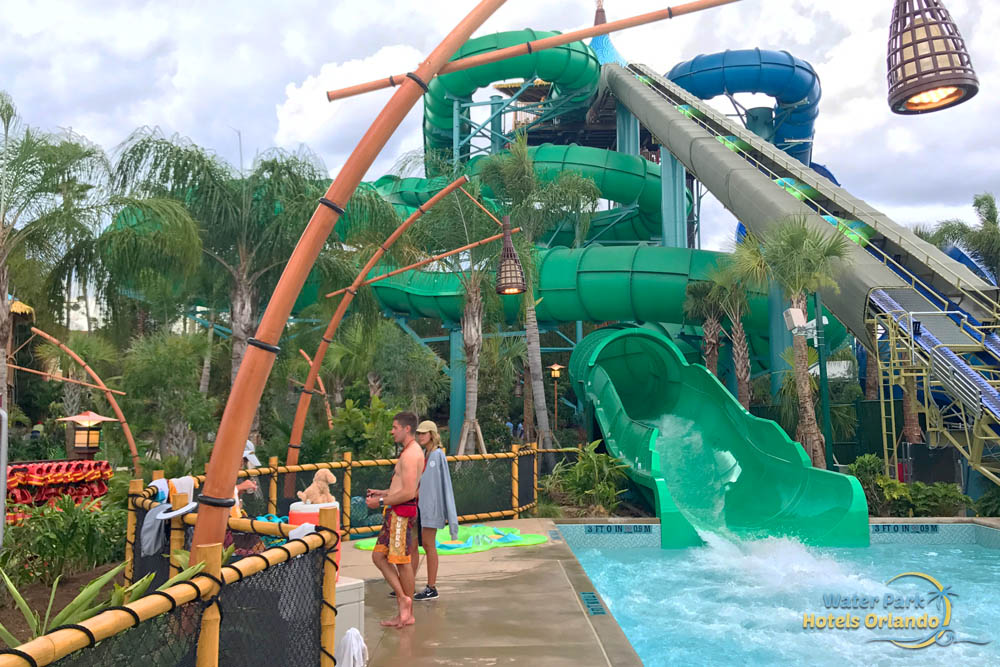Splash zone of the of the Ika Moana group water slide at the Volcano Bay Water Park Orlando 1000