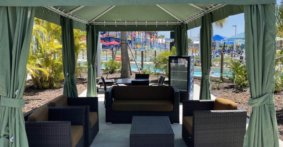 Suite Cabana at the Island H2O Live Water Park in Orlando 960