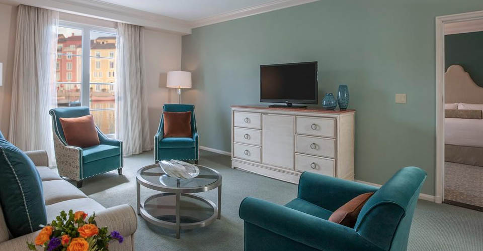 Living Space in the Parlor Suite at the Loews Portofino Bay Resort in Orlando 960