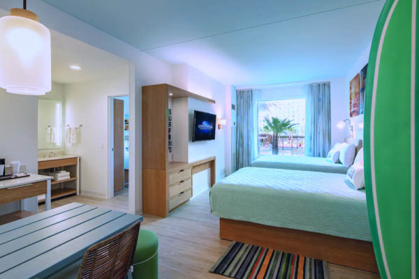 Overview of the 2 Bedroom Suite at the Dockside Inn and Suites Universal Endless Summer Resort Orlando 1000