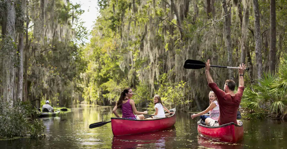 A day in a canoe on the water at the Ritz-Carlton Orlando 960