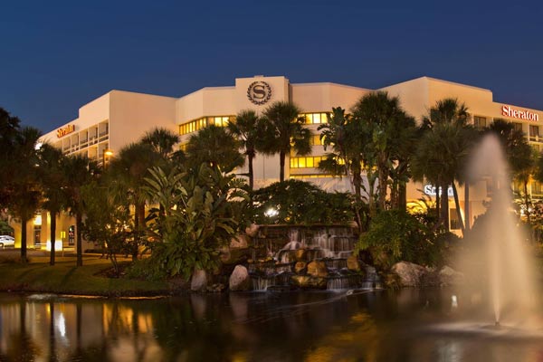 Sheraton Lake Buena Vista Resort in Orlando front Entrance
