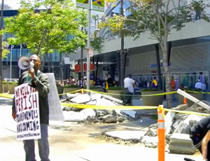 Bringing Destruction and Mayhem Transformers 3D takes over Downtown Orlando