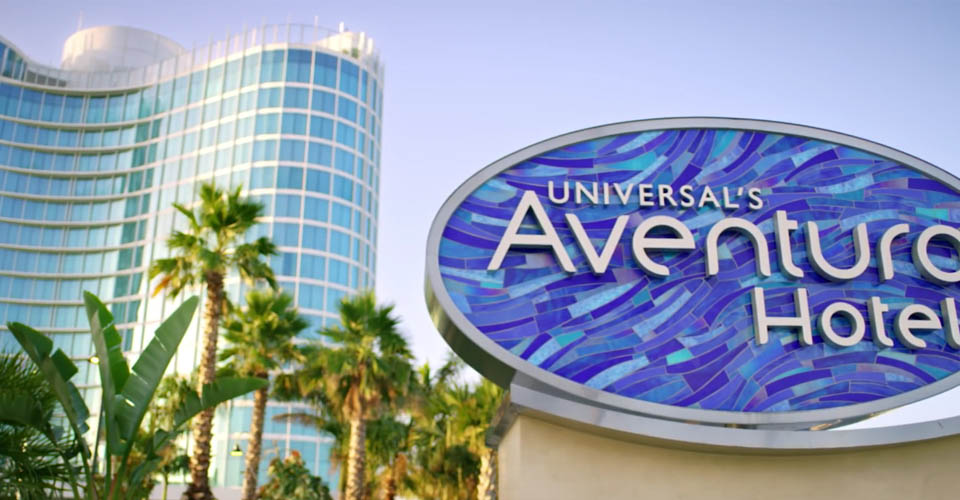 Front sign at the entrance of the Aventura Hotel in Orlando 960